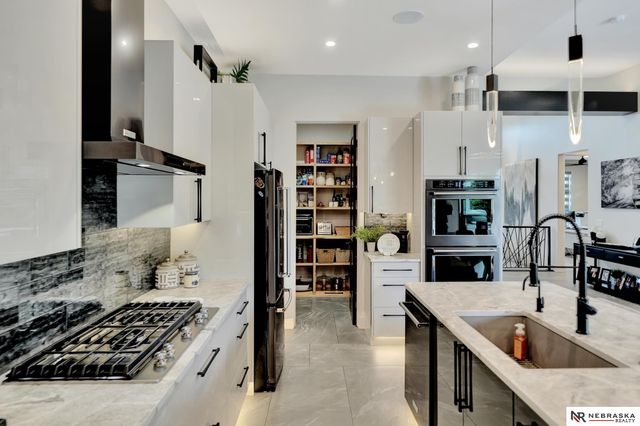 9619 Toma Road, Lincoln, NE 68526