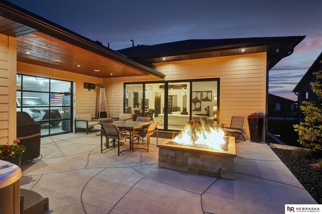 9619 Toma Road, Lincoln, NE 68526