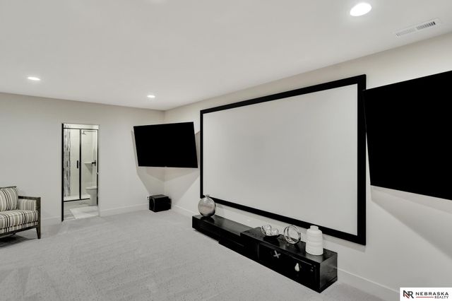 9619 Toma Road, Lincoln, NE 68526