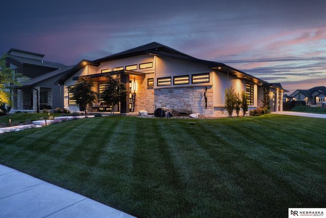 9619 Toma Road, Lincoln, NE 68526