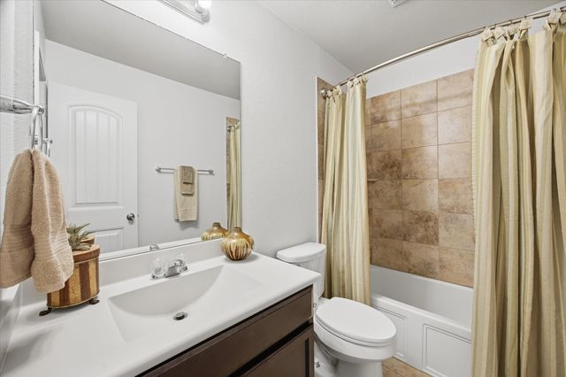 2128 Danibelle Drive, Forney, TX 75126