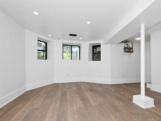 7125 S Drexel Avenue, Chicago, IL 60619