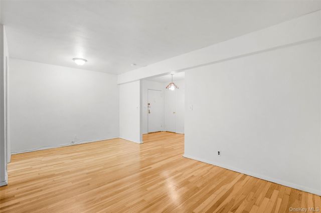 125 Bronx River Road 7A, Yonkers, NY 10704