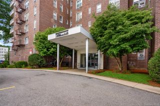 125 Bronx River Road 7A, Yonkers, NY 10704