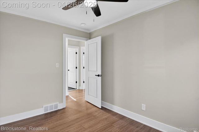 29807 Champine Street, St. Clair Shores, MI 48082