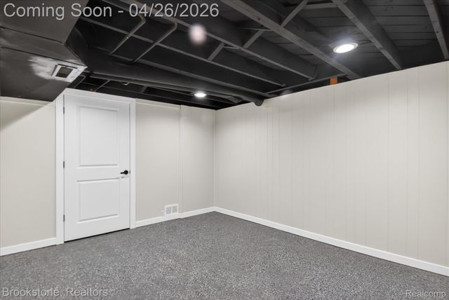 29807 Champine Street, St. Clair Shores, MI 48082