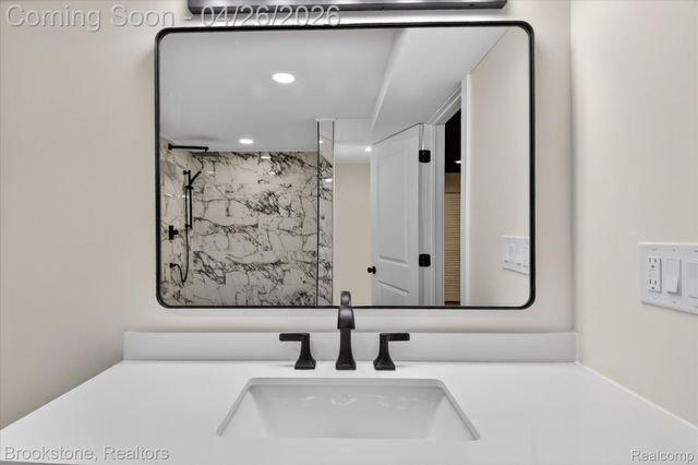 29807 Champine Street, St. Clair Shores, MI 48082