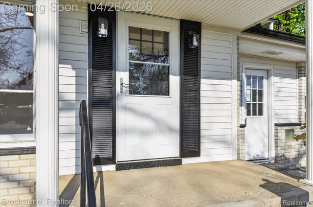 29807 Champine Street, St. Clair Shores, MI 48082