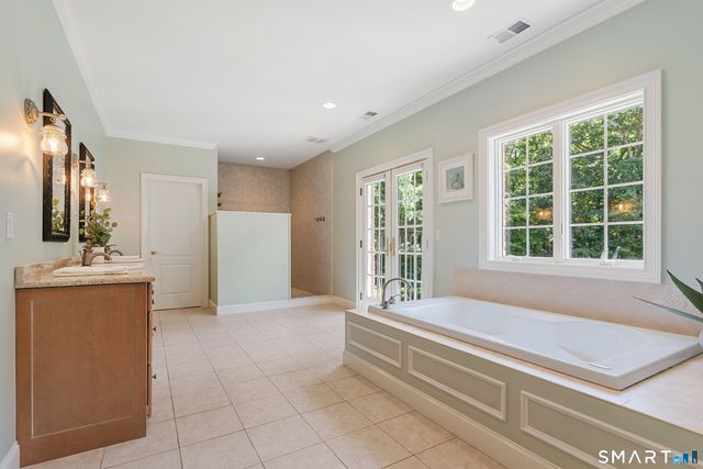 76 Sturgeon River Road, Glastonbury, CT 06033