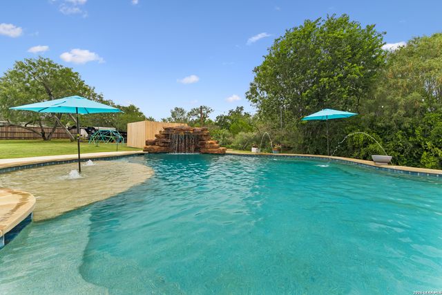 137 Trail Boss, La Vernia, TX 78121