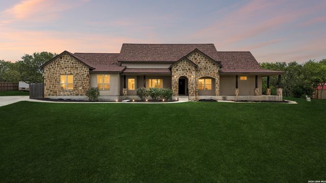 137 Trail Boss, La Vernia, TX 78121