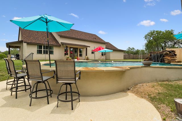 137 Trail Boss, La Vernia, TX 78121