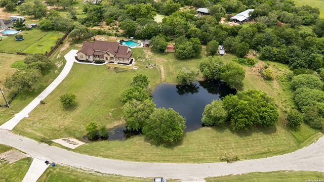137 Trail Boss, La Vernia, TX 78121
