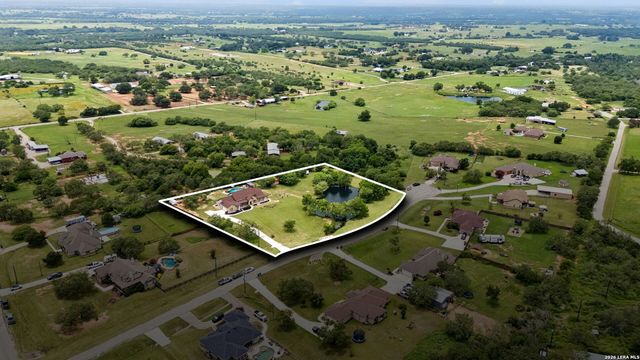 137 Trail Boss, La Vernia, TX 78121