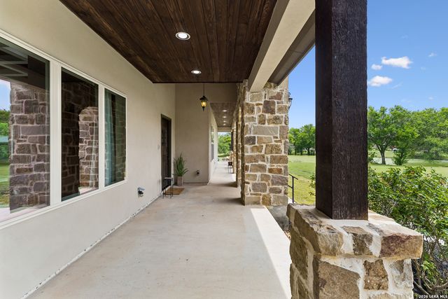 137 Trail Boss, La Vernia, TX 78121