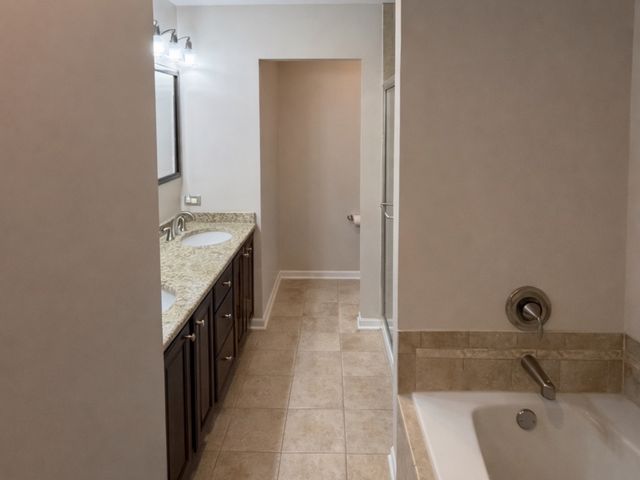 10709 Hollow Tree Road, Orland Park, IL 60462