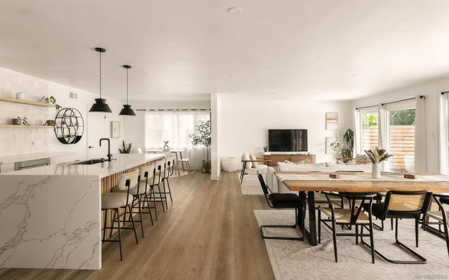 5173 Walsh Way, San Diego, CA 92115