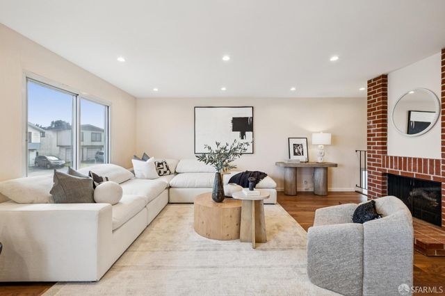 257 Hampshire Court, Daly City, CA 94015