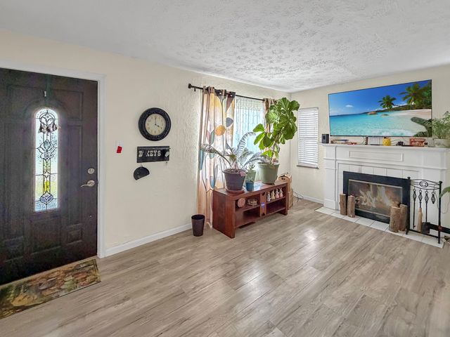 210 Mcalpin Avenue, Erlanger, KY 41018