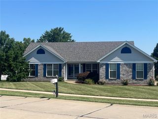 3 Boxwood Crest Court, O'fallon, MO 63366