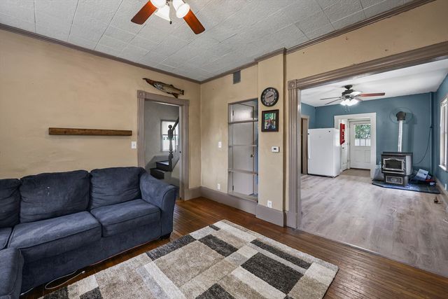 42 Briggs Ave, Pittsfield, MA 01201