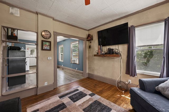 42 Briggs Ave, Pittsfield, MA 01201