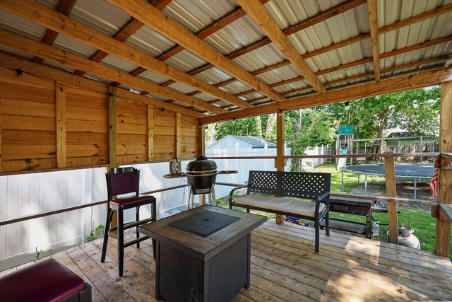 42 Briggs Ave, Pittsfield, MA 01201