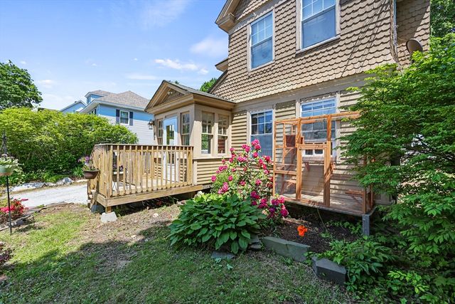 42 Briggs Ave, Pittsfield, MA 01201