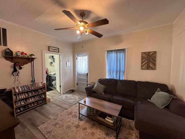 615 Short Street, Willow Springs, MO 65793