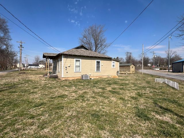 615 Short Street, Willow Springs, MO 65793