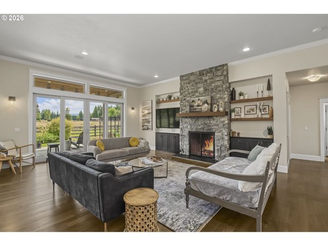 41055 Se KITZMILLER Rd, Eagle Creek, OR 97022