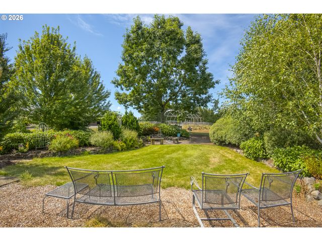 41055 Se KITZMILLER Rd, Eagle Creek, OR 97022