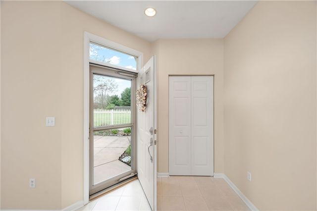 2074 Winchester Ct, Connoquenessing Twp, PA 16053