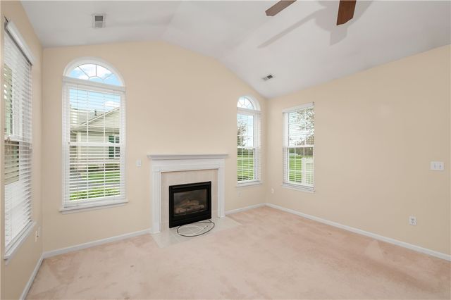 2074 Winchester Ct, Connoquenessing Twp, PA 16053