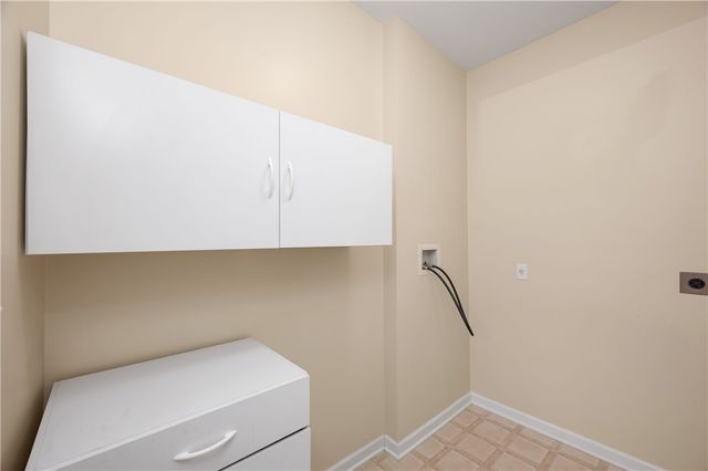 2074 Winchester Ct, Connoquenessing Twp, PA 16053