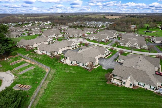 2074 Winchester Ct, Connoquenessing Twp, PA 16053