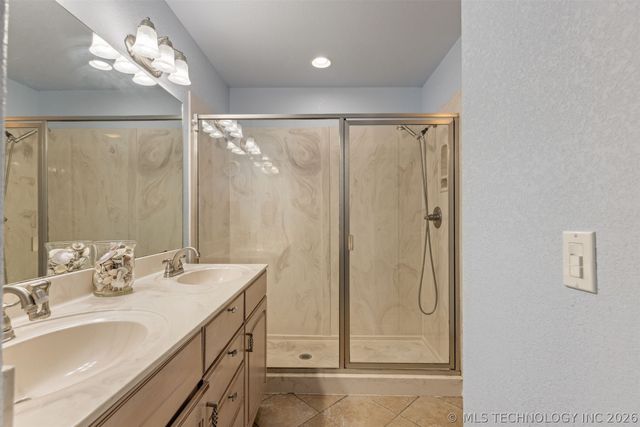 6338 W 77th Street, Tulsa, OK 74131