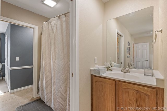 6338 W 77th Street, Tulsa, OK 74131
