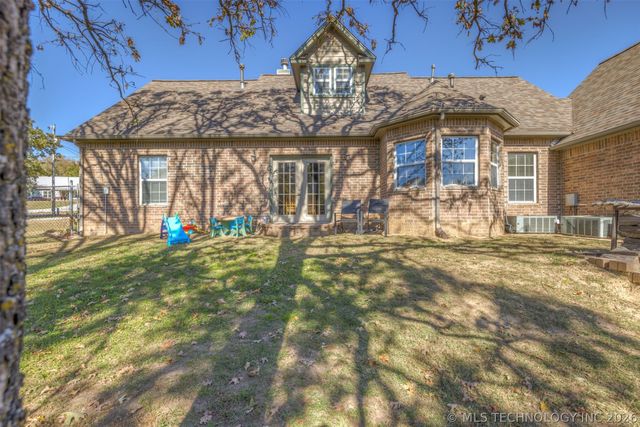 6338 W 77th Street, Tulsa, OK 74131