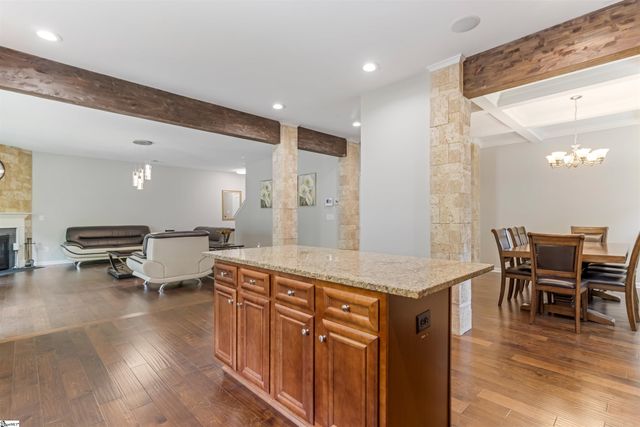 540 Bella Woods Trail, Inman, SC 29349