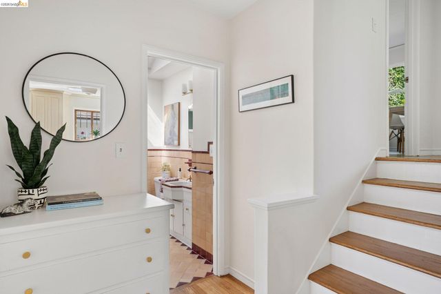 4282 Fruitvale Ave, Oakland, CA 94602