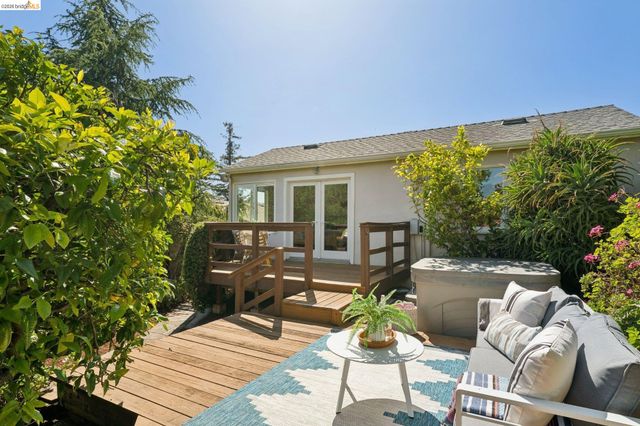 4282 Fruitvale Ave, Oakland, CA 94602