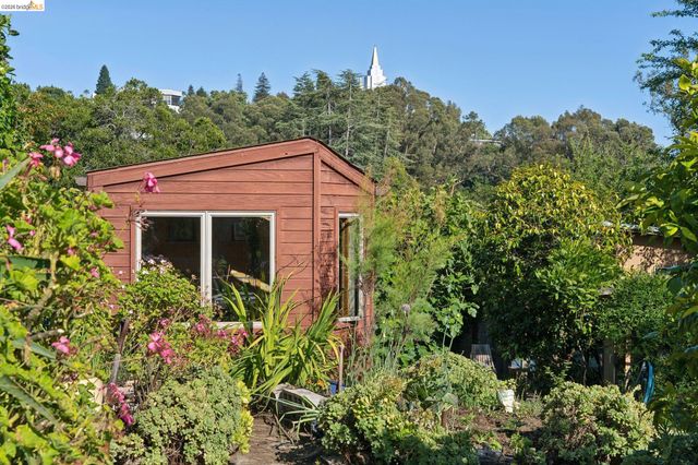4282 Fruitvale Ave, Oakland, CA 94602
