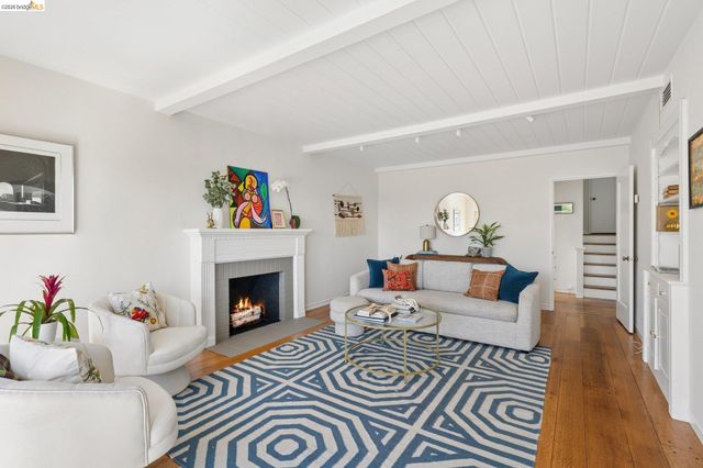 4282 Fruitvale Ave, Oakland, CA 94602