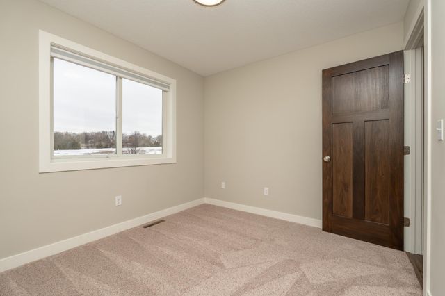 1070 Cubasue Avenue, Shakopee, MN 55379