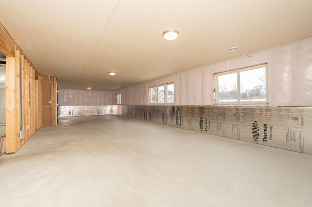 1070 Cubasue Avenue, Shakopee, MN 55379