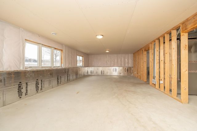 1070 Cubasue Avenue, Shakopee, MN 55379