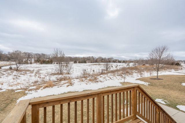 1070 Cubasue Avenue, Shakopee, MN 55379