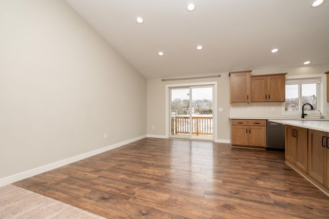 1070 Cubasue Avenue, Shakopee, MN 55379