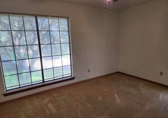2001 Birchwood Lane, Grand Prairie, TX 75050